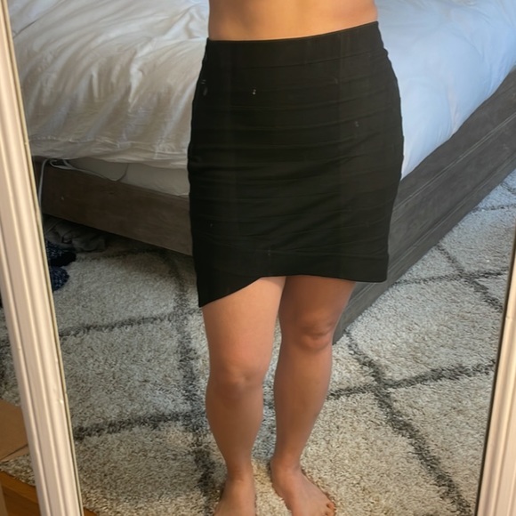 EXPRESS black skirt - Picture 4 of 4